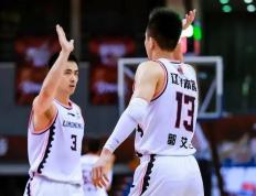 开云体育-萨克拉门托国王迎CBA季后赛关键赛，赛后战术微调，引发热议，更衣室氛围转暖的简单介绍