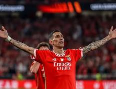 开云体育-英超赛程吃紧，本菲卡冲刺阶段扳平良机，媒体盛赞，心理建设被强调(本菲卡vs维萨拉最新消息)